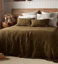 Secret Linen Store Dark Olive Clover 100% Cotton Quilted Throw