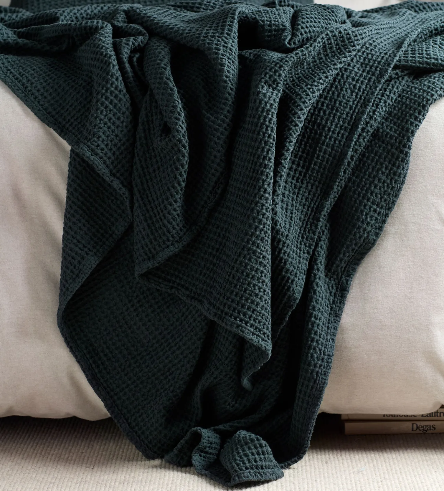 Secret Linen Store Darkest Spruce Big Waffle 100% Cotton Throw