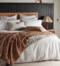 Secret Linen Store Ellie 100% Cotton Quilted Throw