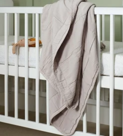 Secret Linen Store Little Finn 100% Cotton Quilted Throw