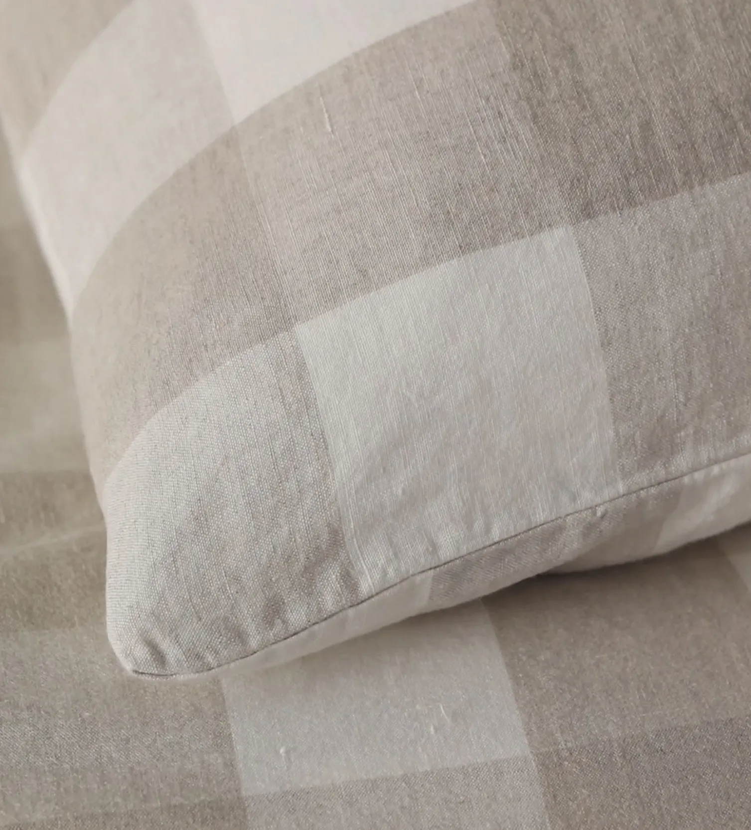 Secret Linen Store Gracie Gingham 100% Linen Pillowcase