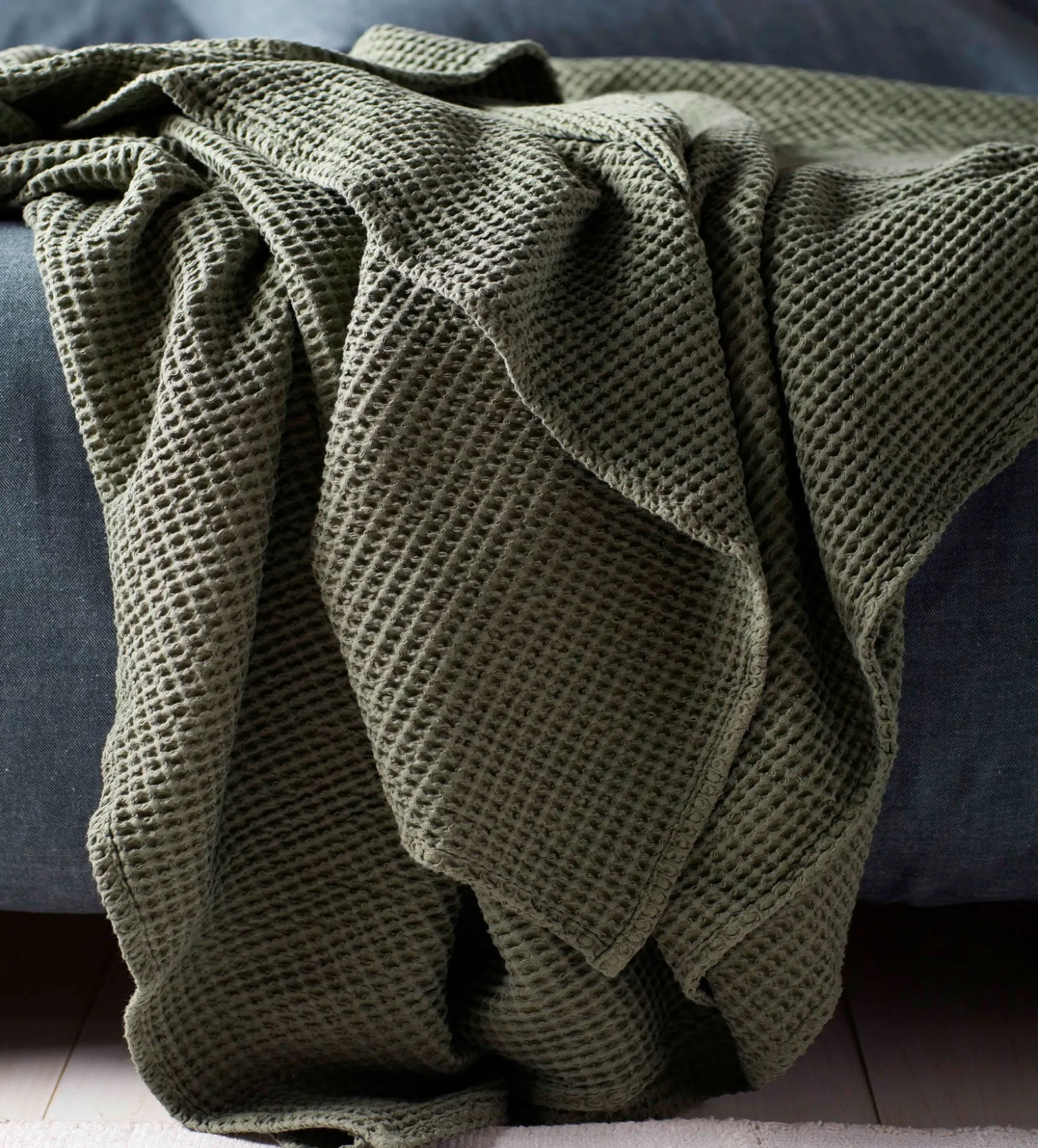Secret Linen Store Big Waffle 100% Cotton Throw