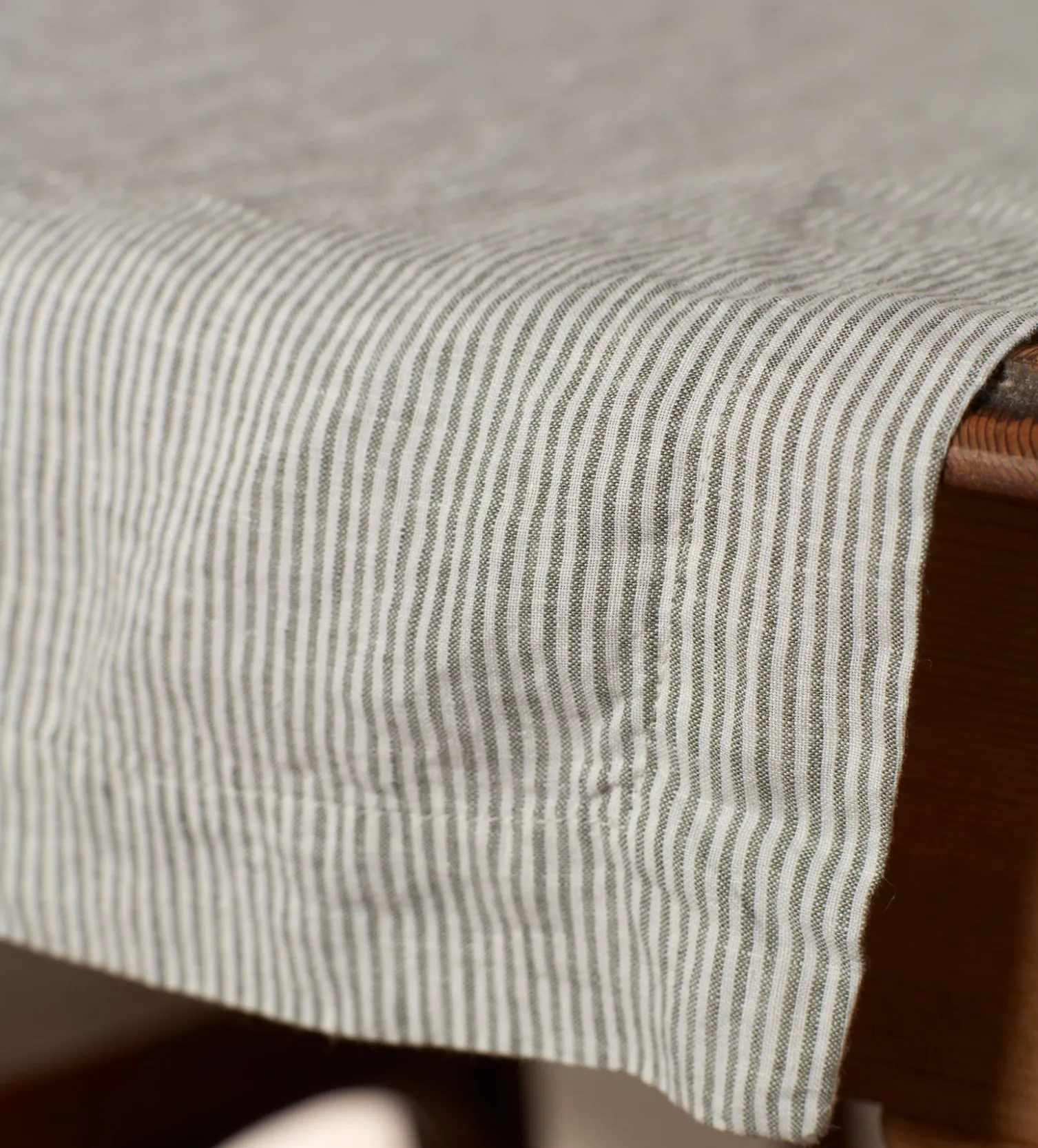 Secret Linen Store Olive Sid Stripe 100% Linen Table Runner