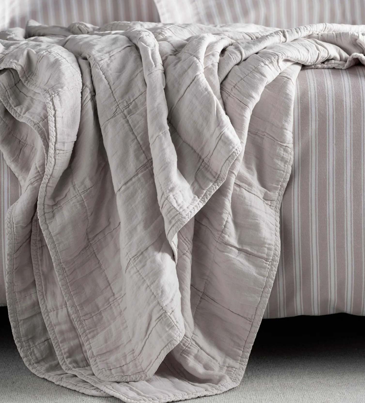 Secret Linen Store Finn 100% Cotton Quilted Throw