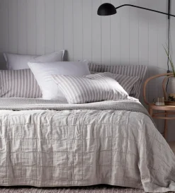 Secret Linen Store Finn 100% Cotton Quilted Throw