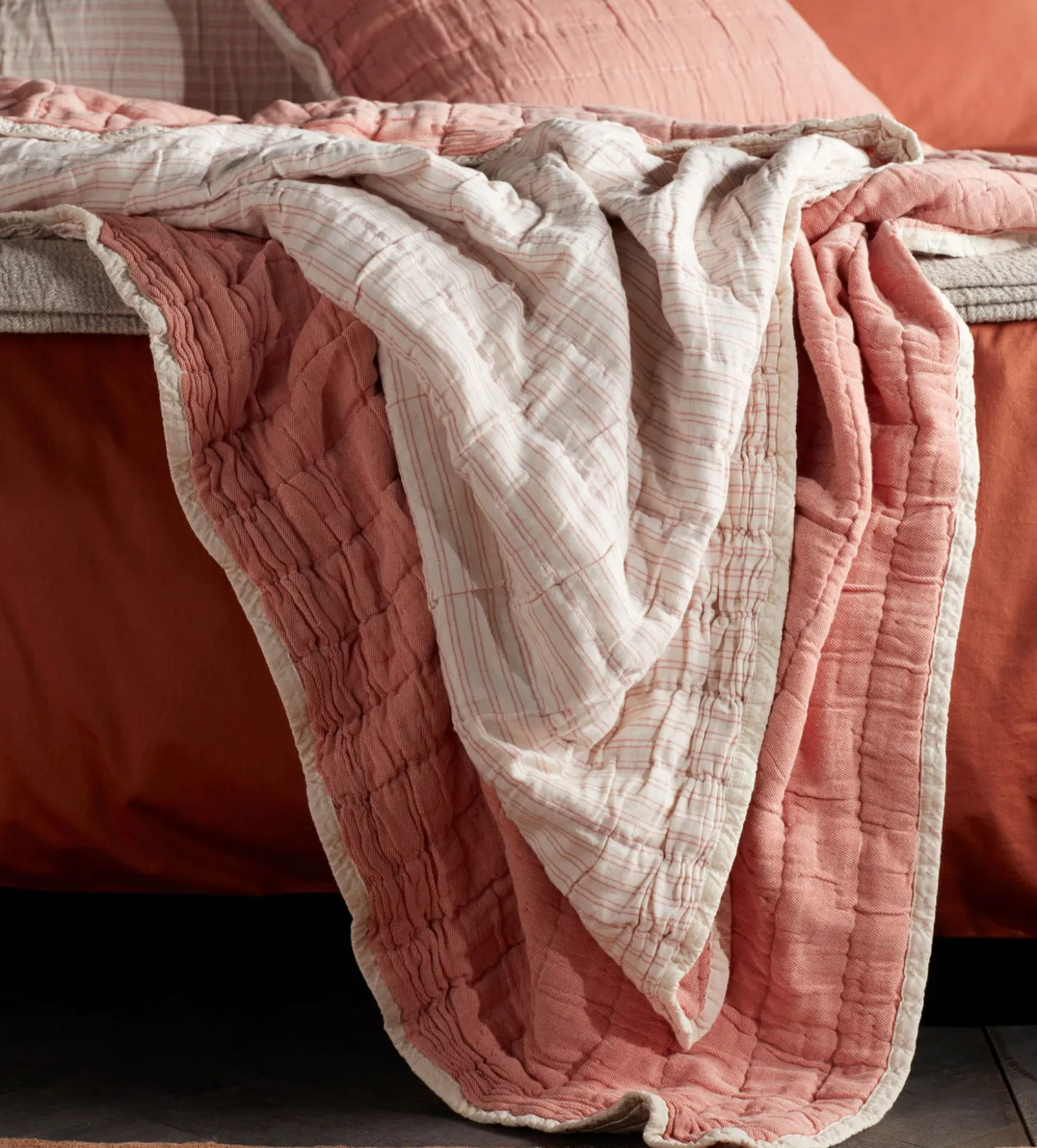 Secret Linen Store 100% Cotton Quilted Throw