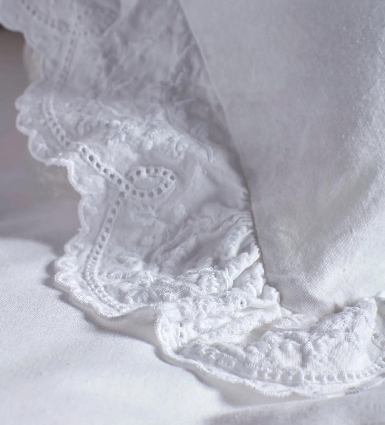 Secret Linen Store White Elsie Cotton Linen Oxford Pillowcase