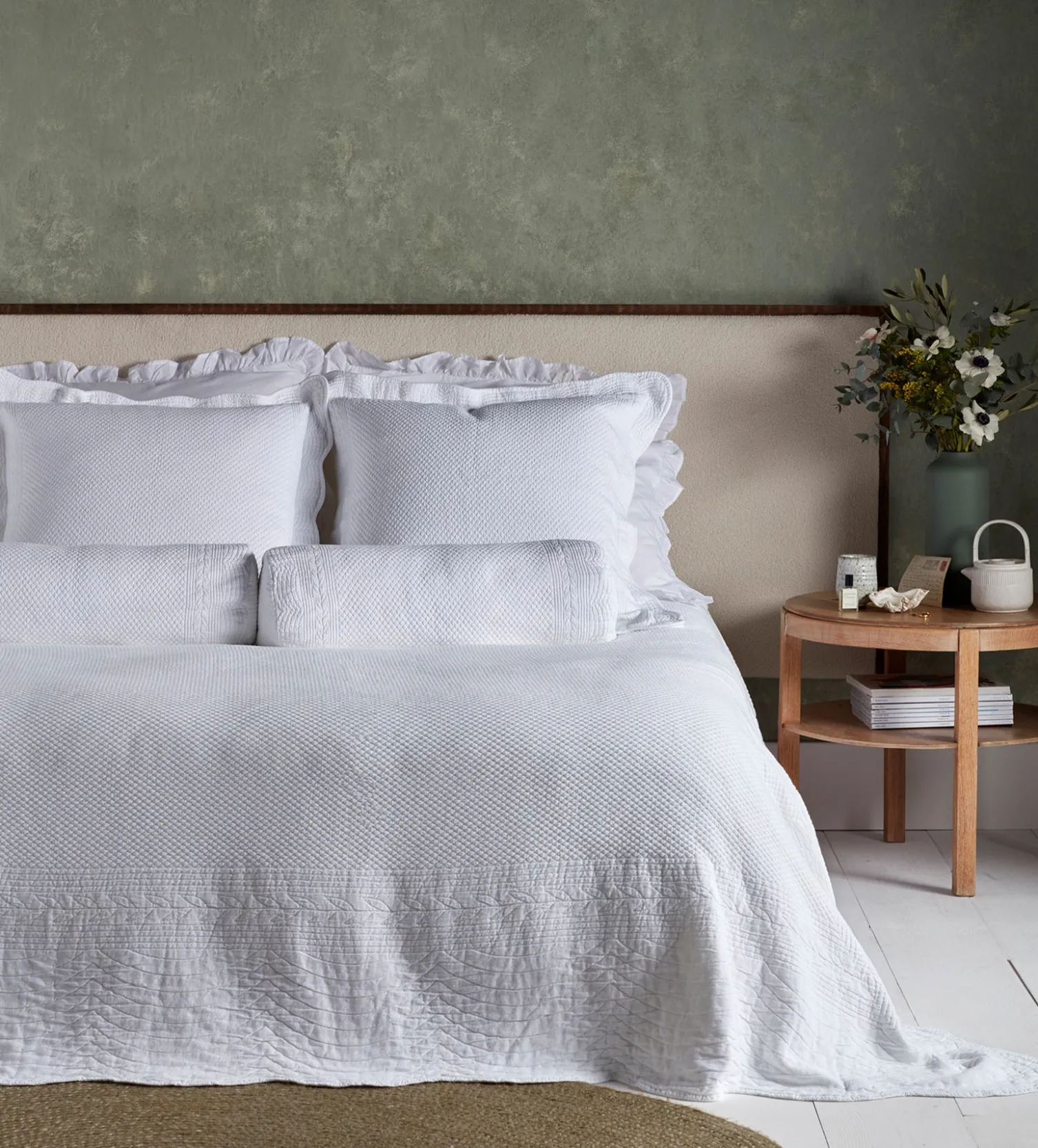 Secret Linen Store White Verity 100% Cotton Bedspread